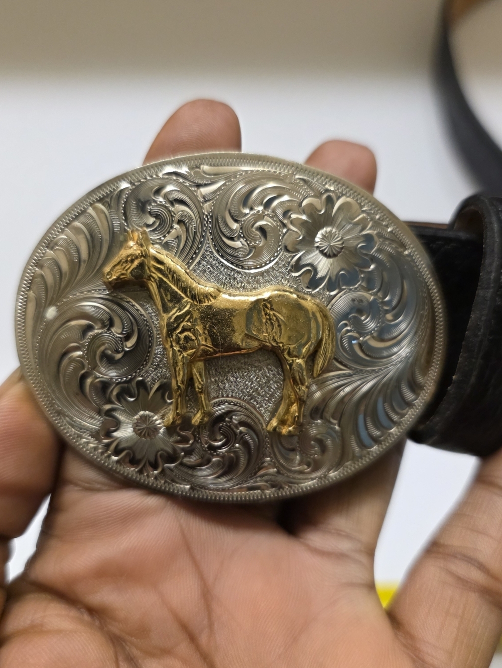 Montana Silversmith 3D Horse Western Nickel Belt Buckle Full Grain Cowhide Sz 30